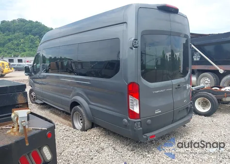 2024 Ford Transit z USA, uszkodzony, nr VIN 1FBVU5XGXRKB05886